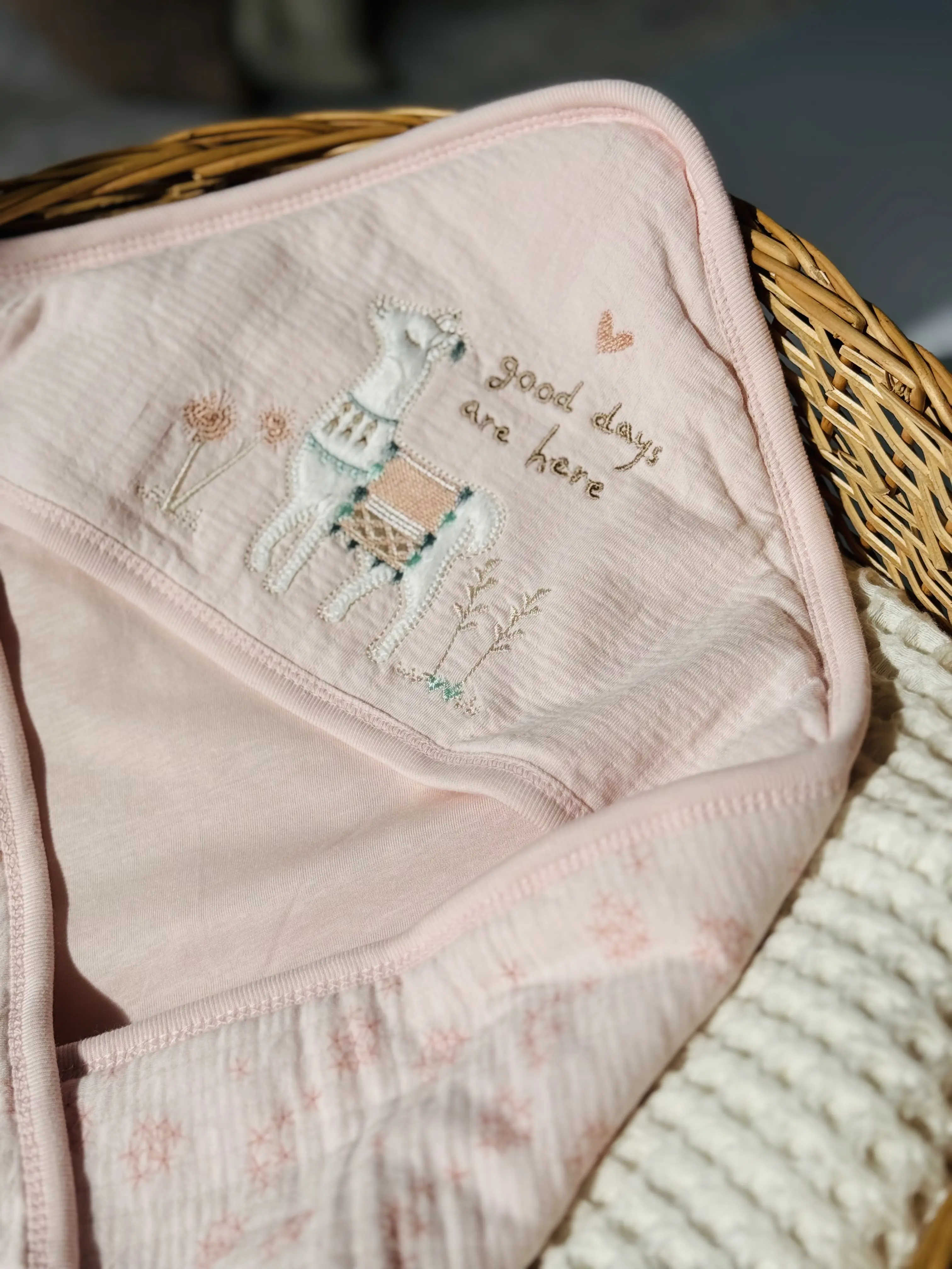 پتوی کلاهدار bebessi (آنابابا)