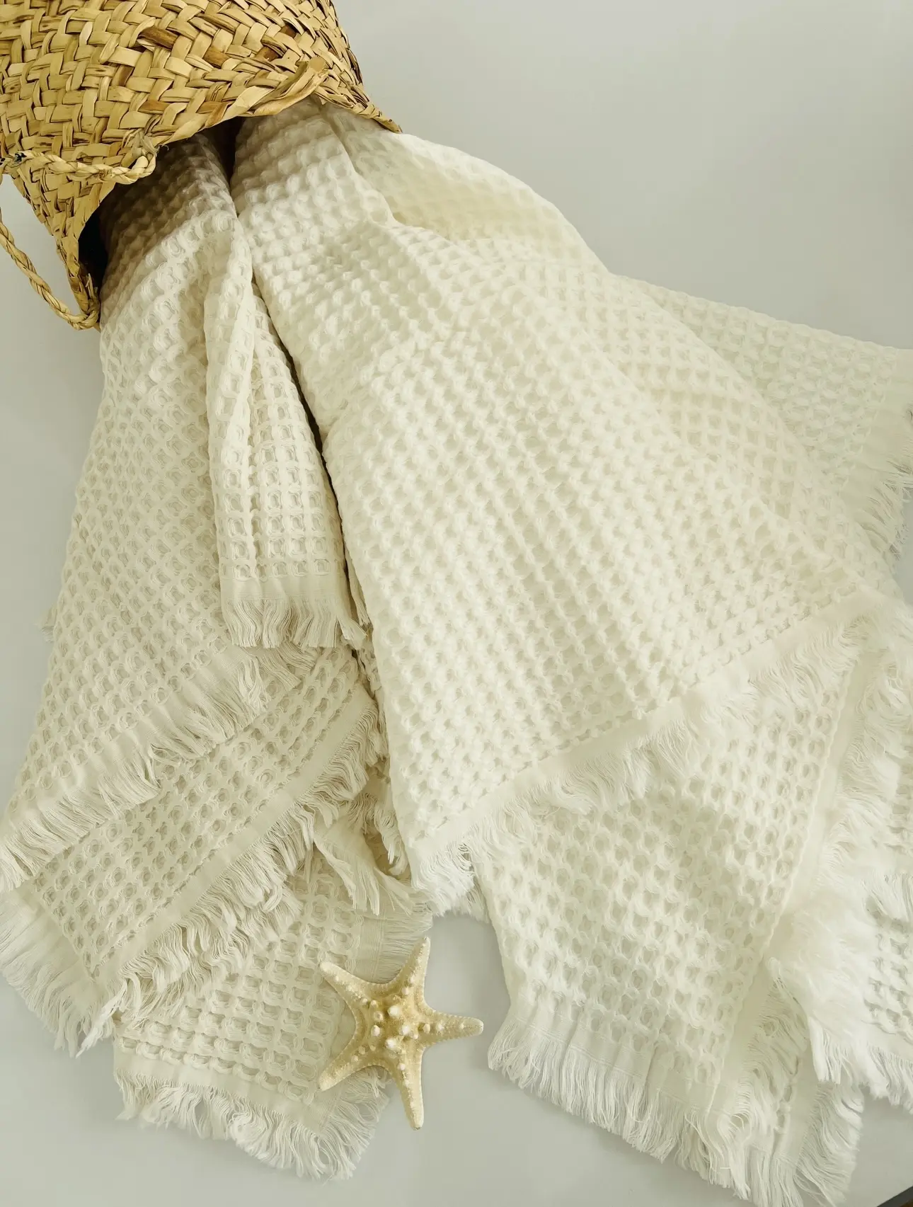 پتو دورپیچ نوزادی چهار فصل پارچه پیکه ترک طرح اندی واوا andywawa