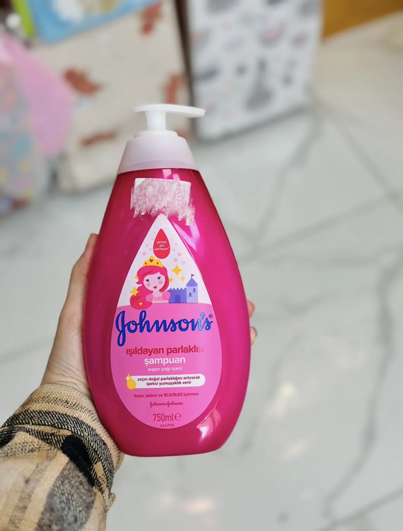 شامپو جانسون صورتی وارداتی