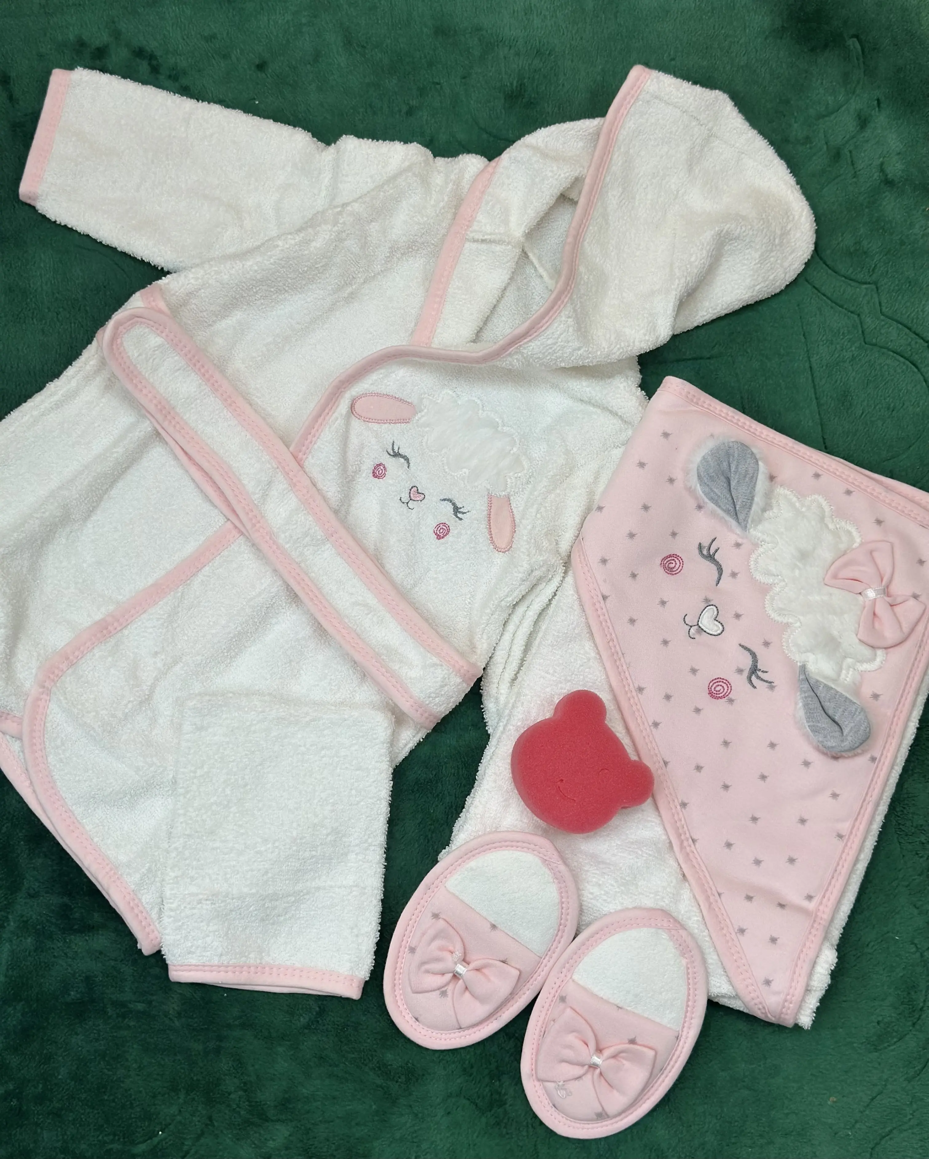 سرویس حوله و تنپوش ترک eke baby